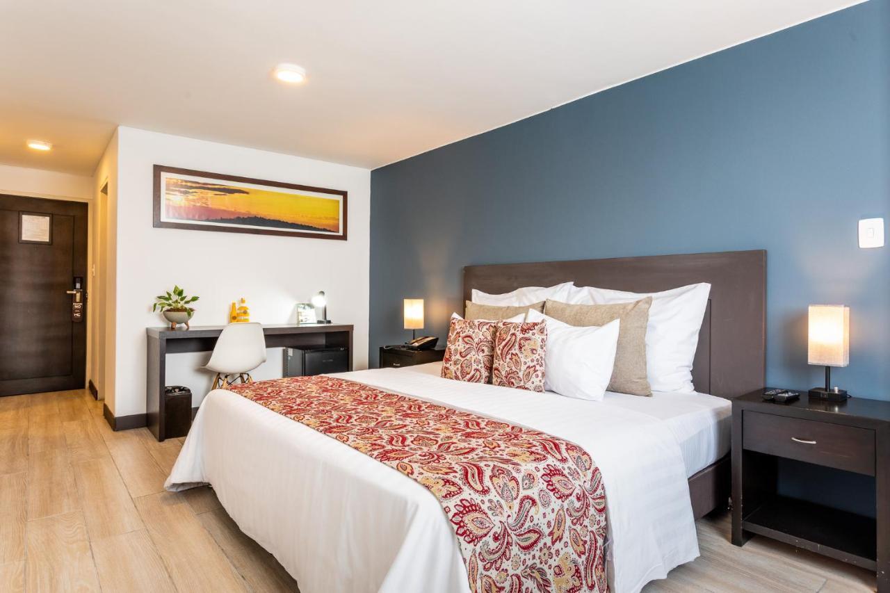 Carretero Hotel 4*