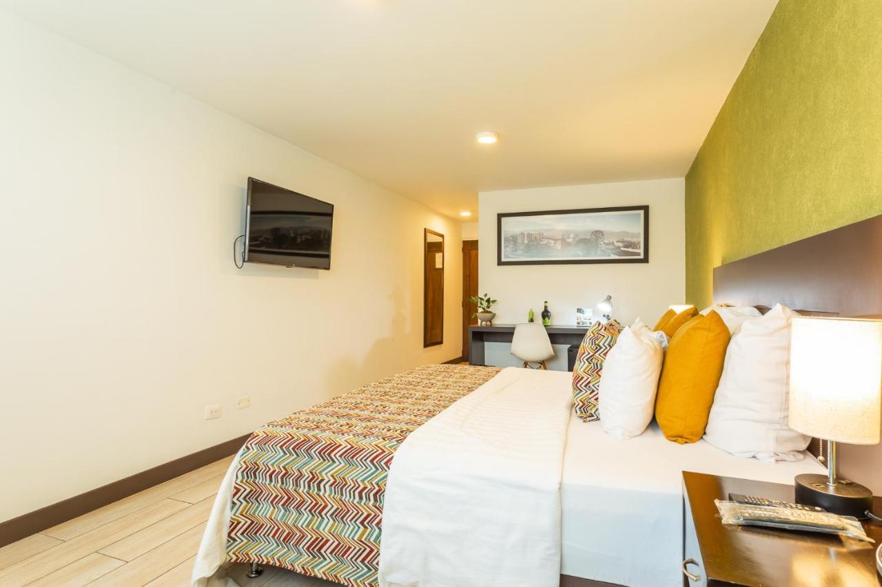 Carretero Hotel 4*